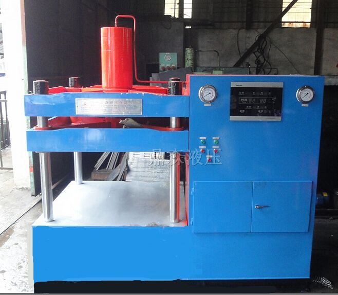 YF-HS四柱高低壓閥門(mén)試驗臺